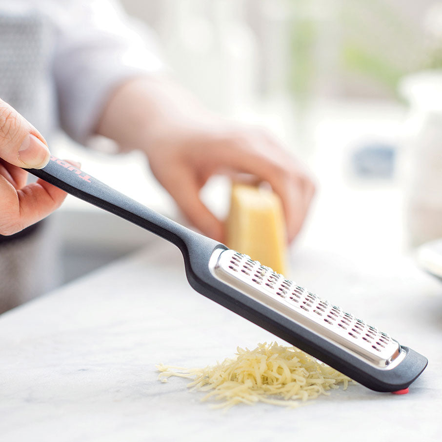 tupperware mini grater compact cheese chocolate grater 2